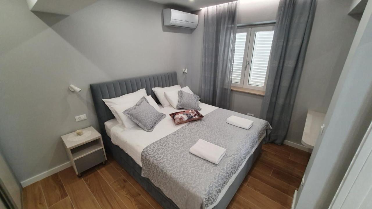 Appartamento Newly Renovated Apt. Near To Entrance To Old Town Ragusa Esterno foto