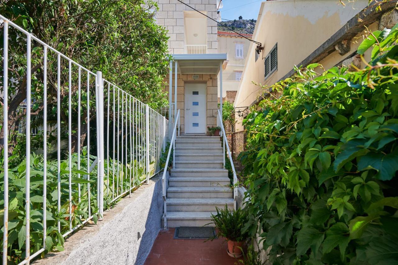 Appartamento Newly Renovated Apt. Near To Entrance To Old Town Ragusa Esterno foto